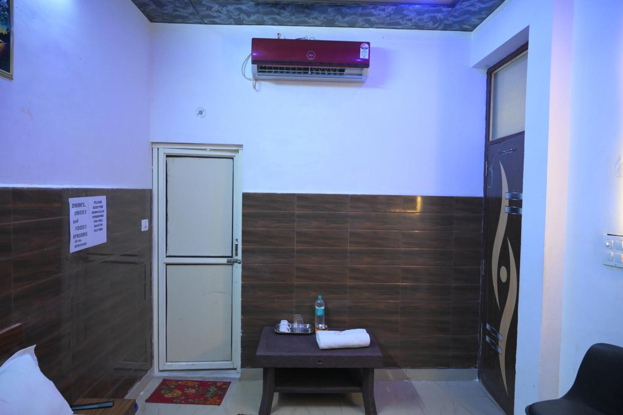 Hotel Starlight Meerut Zewnętrze zdjęcie