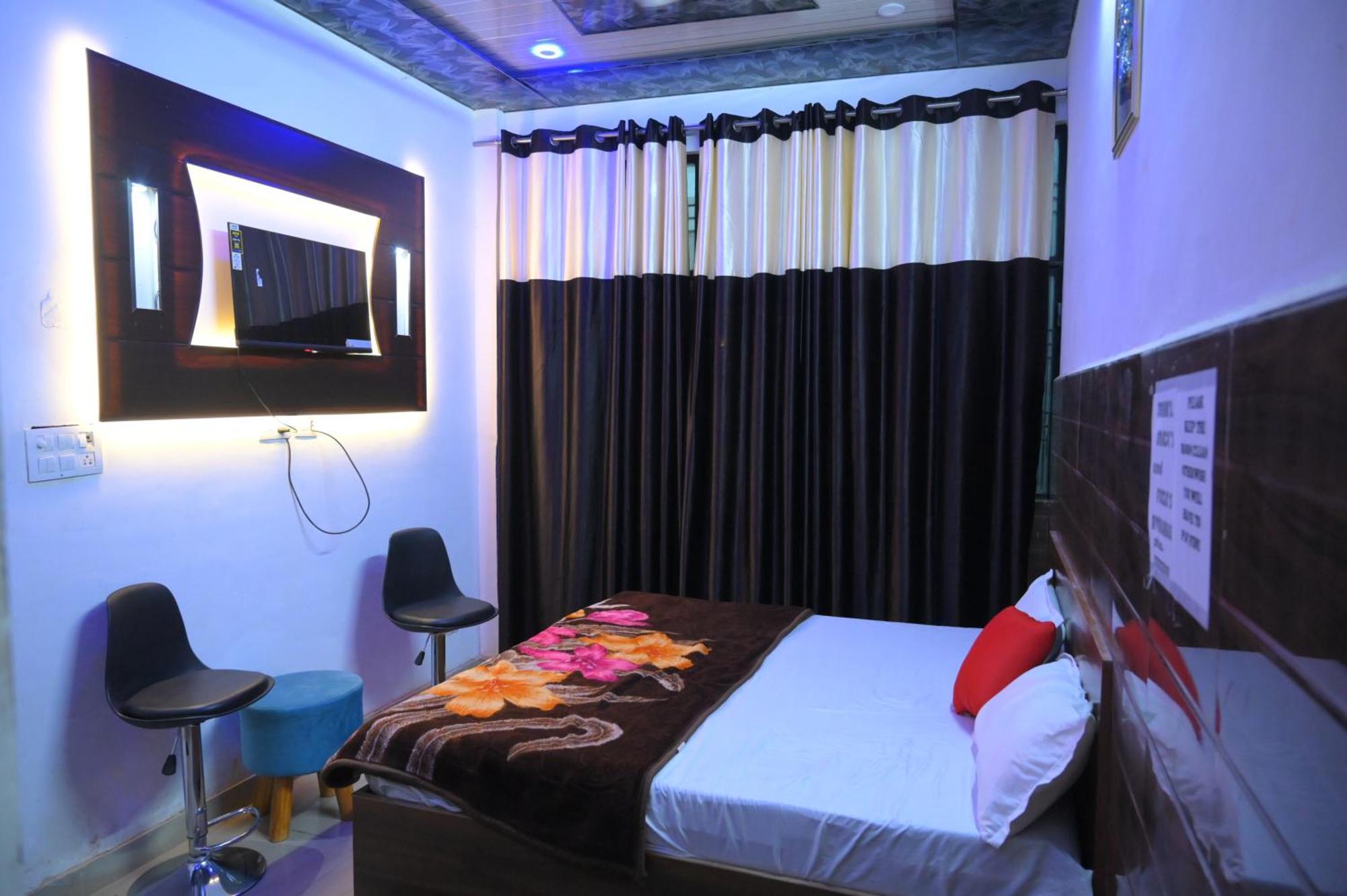 Hotel Starlight Meerut Zewnętrze zdjęcie