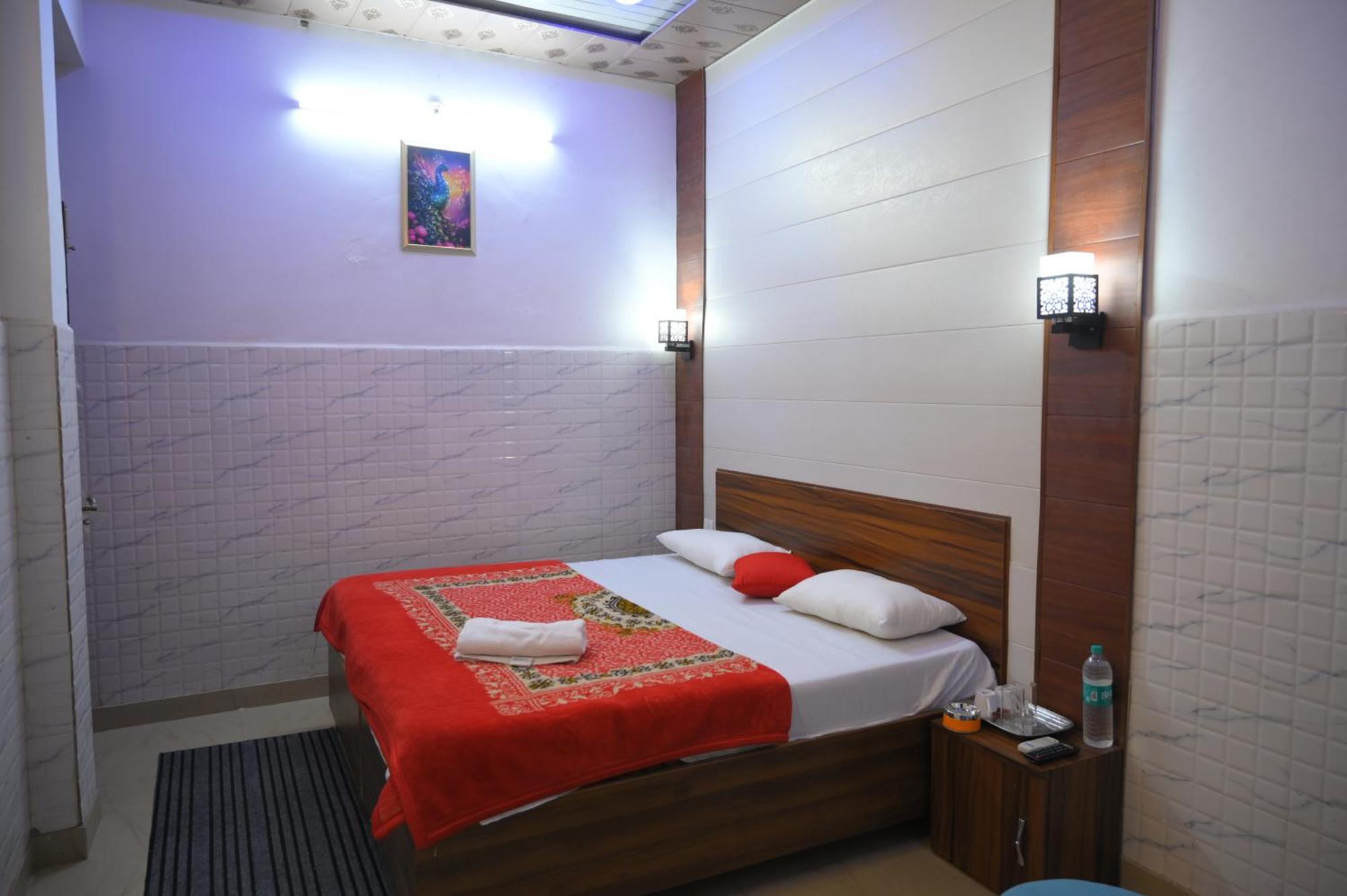 Hotel Starlight Meerut Zewnętrze zdjęcie