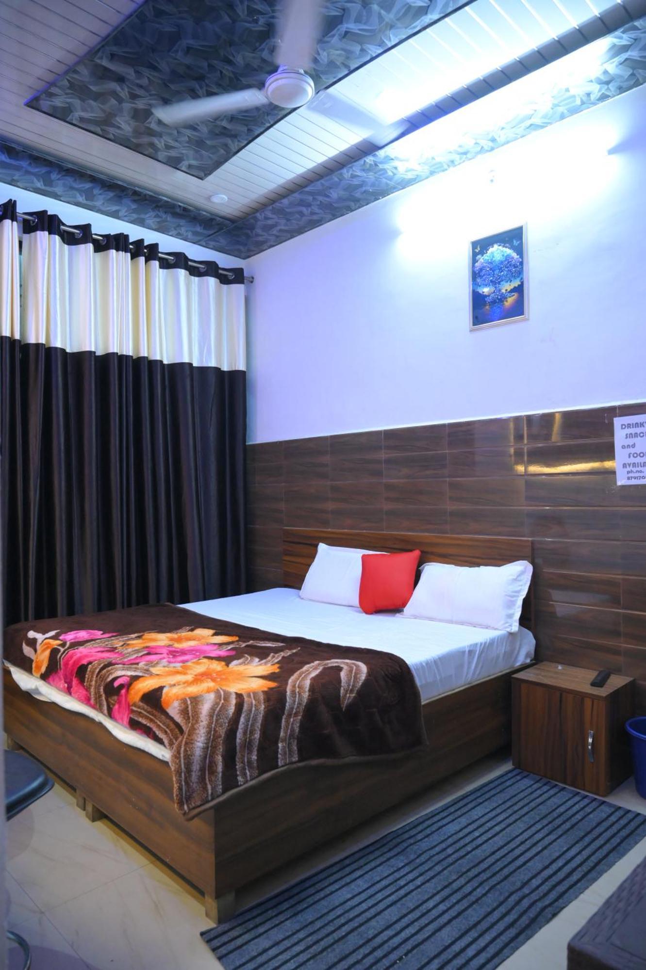 Hotel Starlight Meerut Zewnętrze zdjęcie